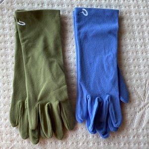 Woman’s fashion gloves - two pairs